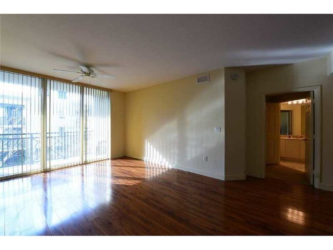 Building Photo - 510 NW 84th Ave