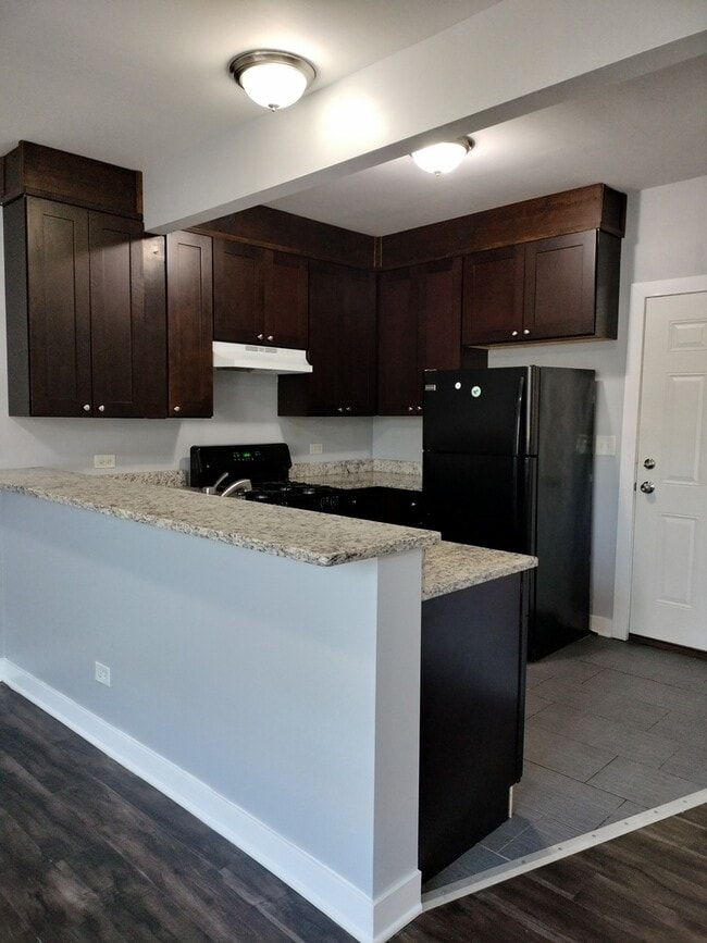 Building Photo - 4800 S Winchester Ave