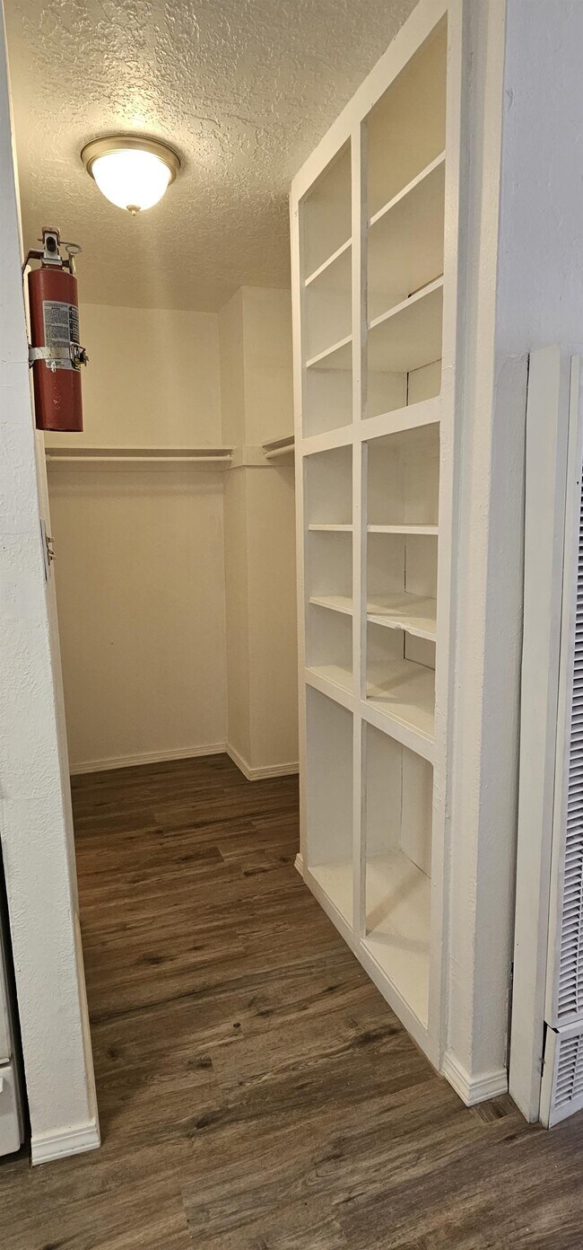 Foto del edificio - 202 Pennsylvania St NE