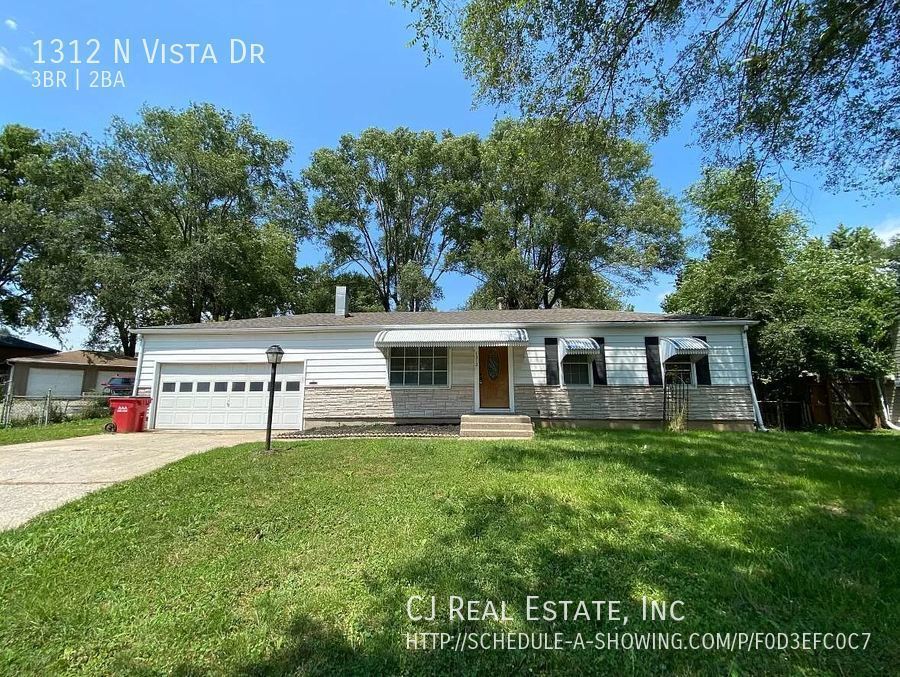 Primary Photo - 1312 N Vista Dr