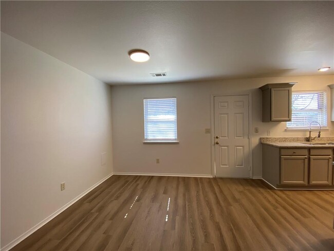 Foto del edificio - 2304 W Spruce St