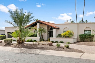 Building Photo - 6031 E Ludlow Dr
