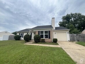 Building Photo - 3409 Woodbaugh Dr