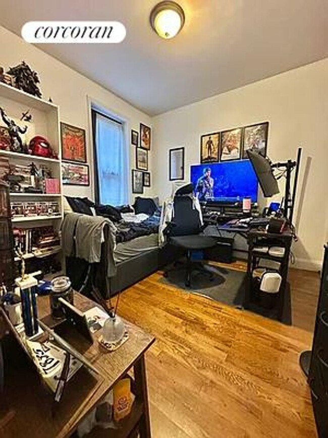 Foto del edificio - 433 E 80th St