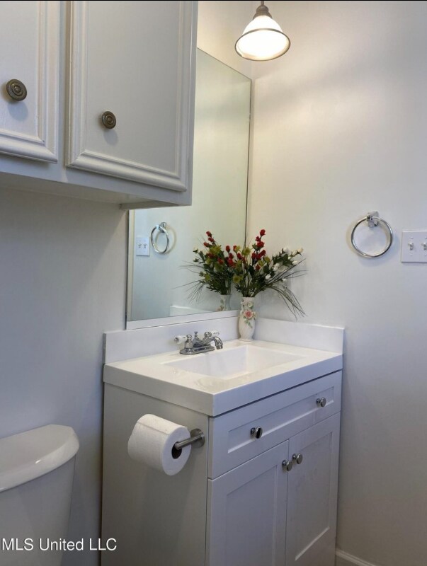 Building Photo - 904 Longwood Pl