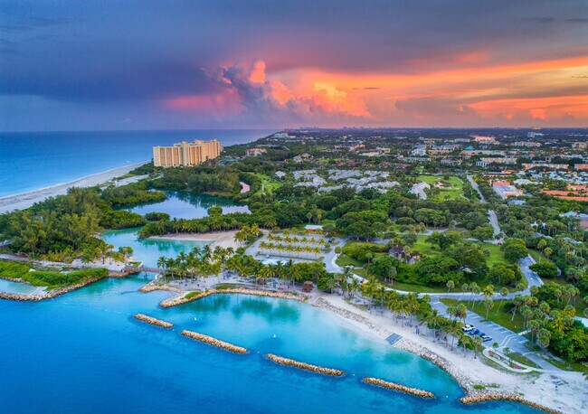 Building Photo - 3270 Grove Rd