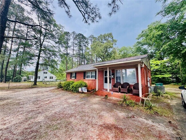 Foto del edificio - 803 Floyd St