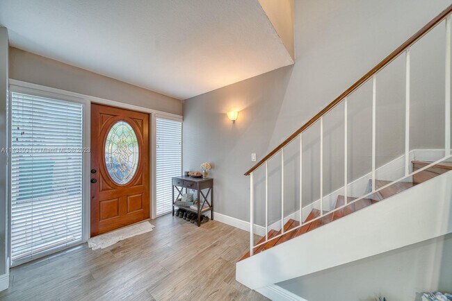 Building Photo - 14319 Kendale Lakes Cir