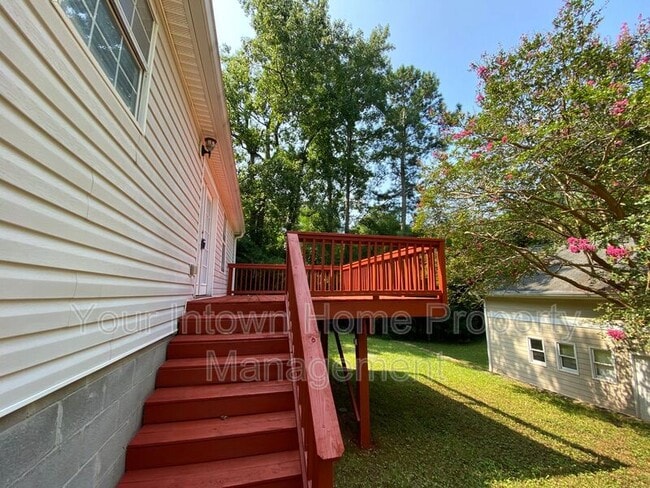 Building Photo - 1335 Carter Rd