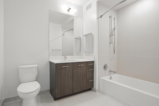 Foto del edificio - 7 N State St