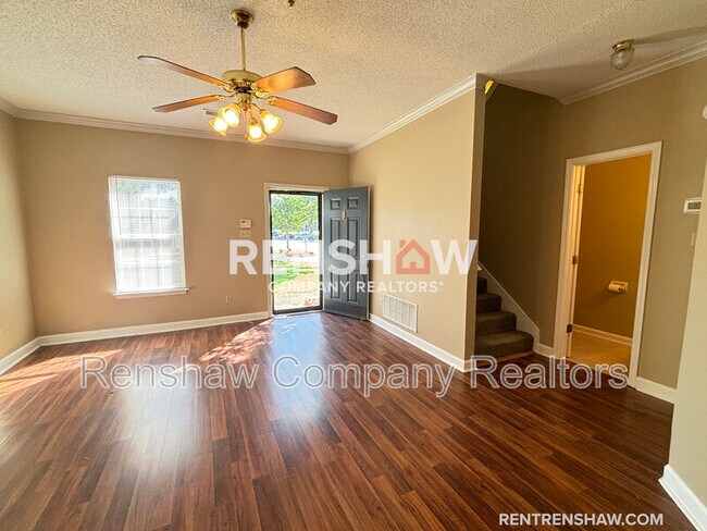 Foto del edificio - 8512 Farmington Blvd