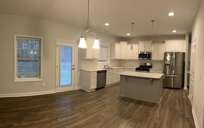 Building Photo - 3763 Glencourse Wy