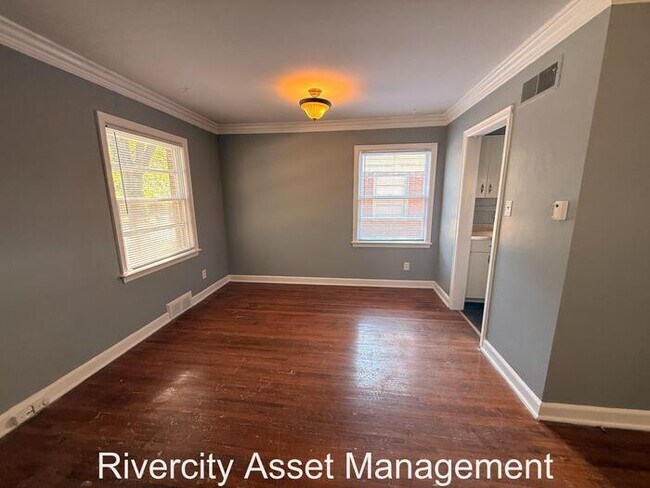 Foto del edificio - DUPLEX WITH NICE AMENTIES!!!! Section 8 Welcomed!!!!!