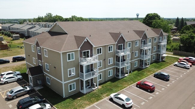 Building Photo - Aura Apartments