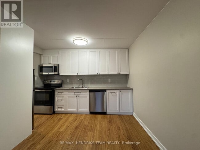 Building Photo - 80 Rockwood Ave