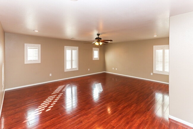 Building Photo - 6525 Chatterer St