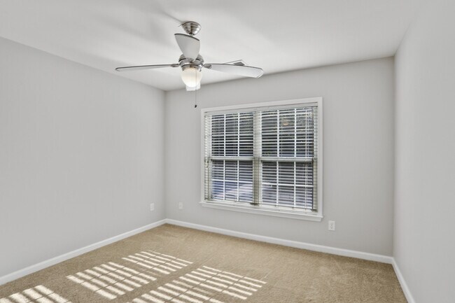 Building Photo - 5149 Madison Green Dr SW