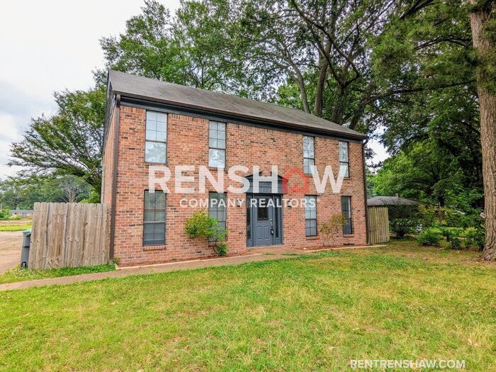 Primary Photo - Charming Duplex - 3 Bedroom / 2 Bath - MOV...
