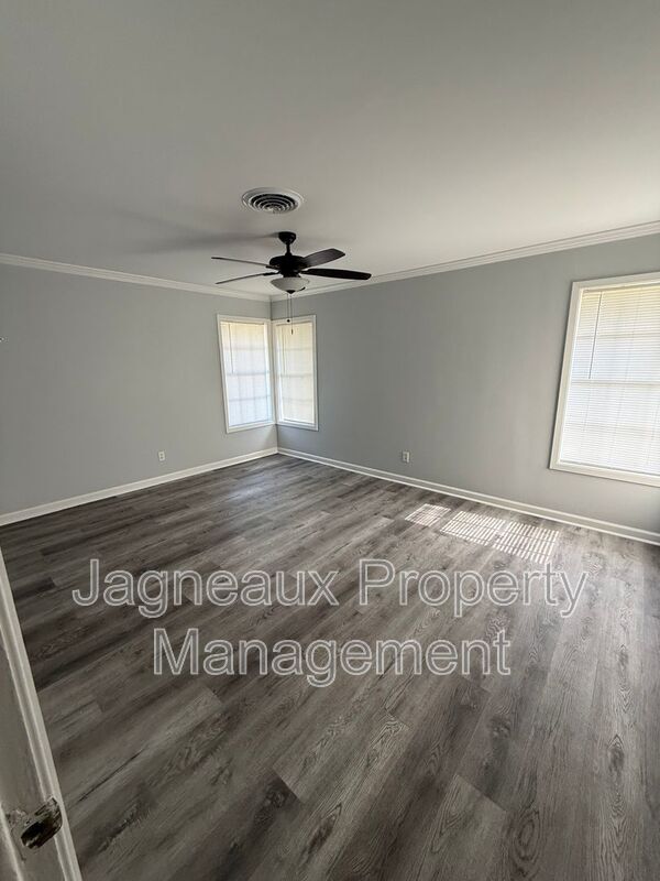 Foto del edificio - 2615 Blackwell St