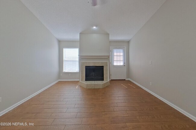 Building Photo - 3099 Wavering Ln