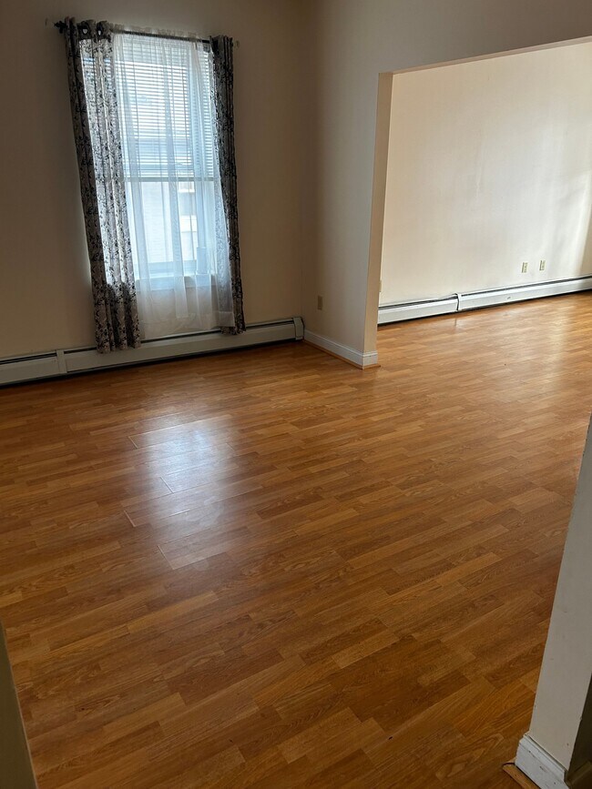 Foto del edificio - 29B Edgewood St