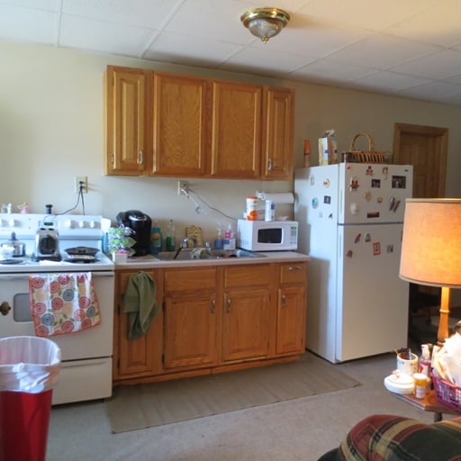 Interior Photo - 151 E Main St