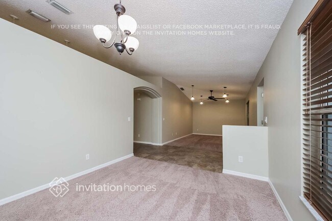 Foto del edificio - 1712 Laramie Cir