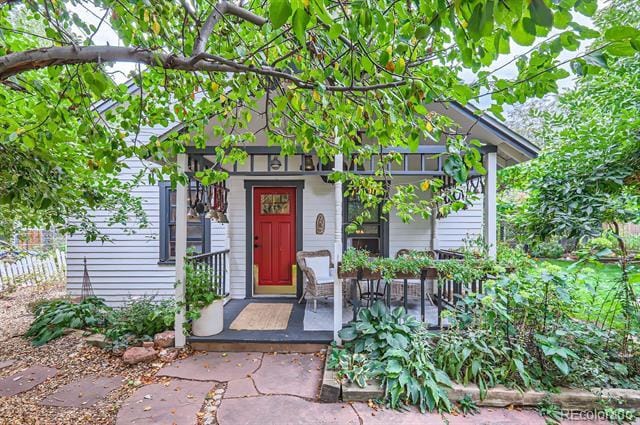 Building Photo - 1580 Redwood Ave