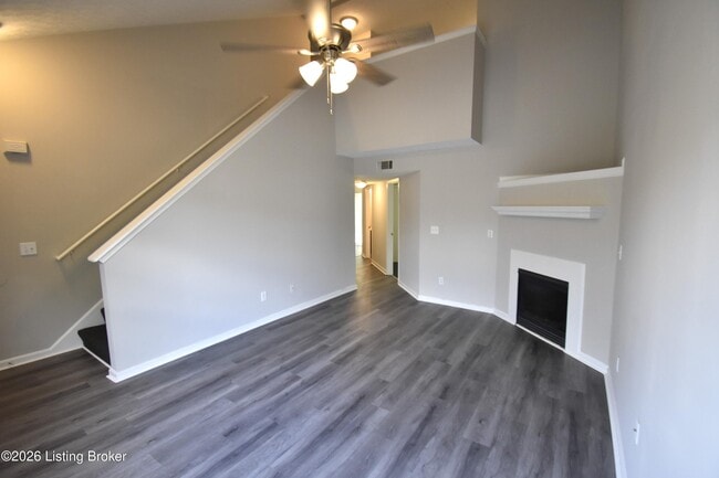 Building Photo - 4304 Willowview Blvd
