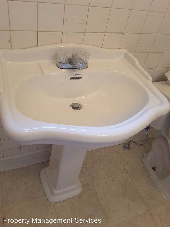 Building Photo - 919 S 3rd St