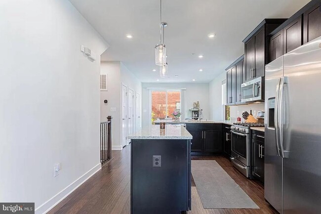 Foto del edificio - 6215 Herald St