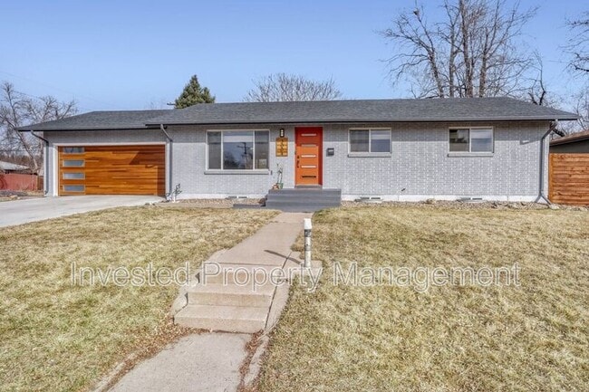 Building Photo - 3004 S Zurich Ct