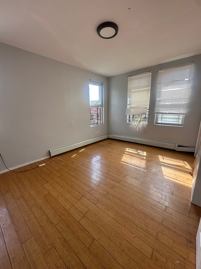 Foto del edificio - 9202 Avenue K