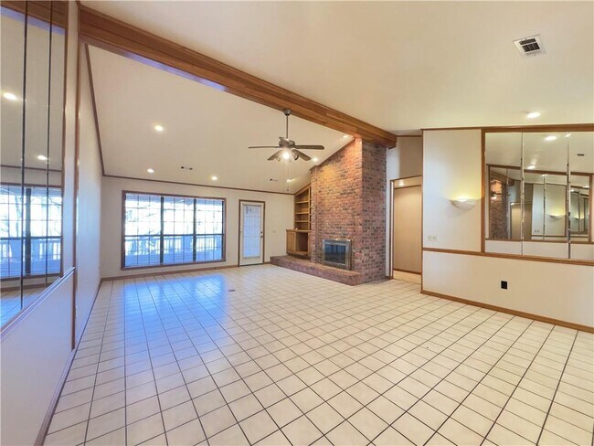 Foto del edificio - 2368 E Kantz Ln S