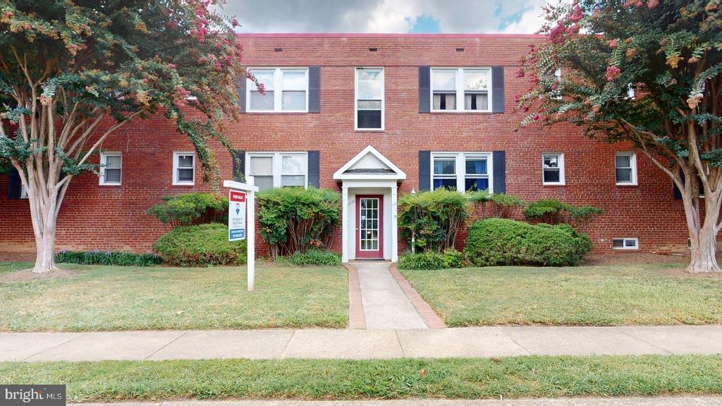 Primary Photo - 1210 N Kenilworth St