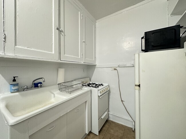 Foto del edificio - 3310 W Schubert Ave