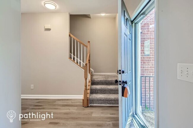 Foto del edificio - 1221 Brentwood Highlands Dr