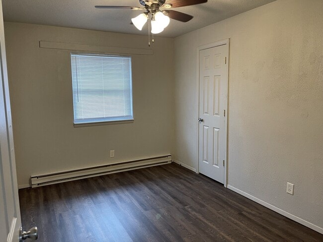Building Photo - 726 W Idaho Street #5