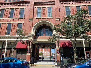 Building Photo - 30 Hanover St