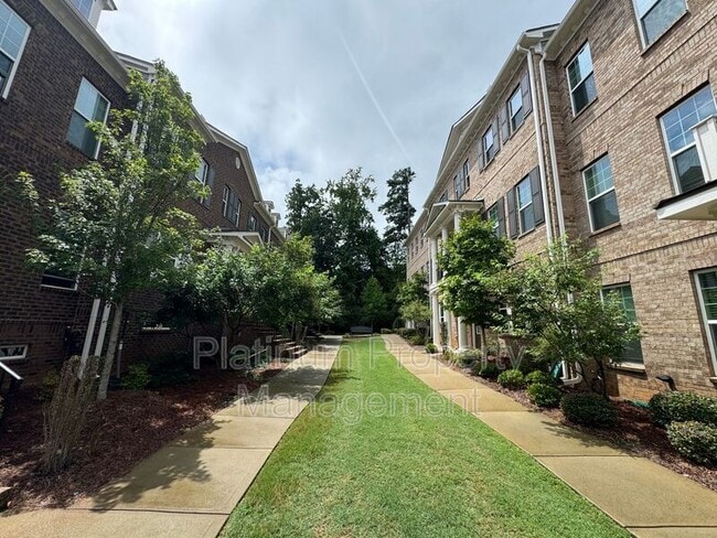 Building Photo - 707 Topsail Ln