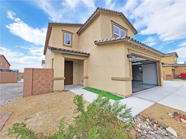 Foto del edificio - 3821 E Weld Ave