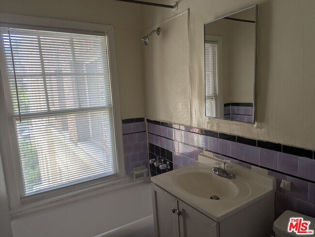 Foto del edificio - 603 Cochran Ave