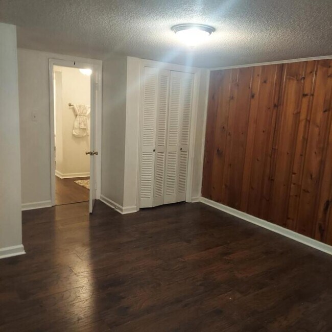 Foto del edificio - 450 Highland Ave NW