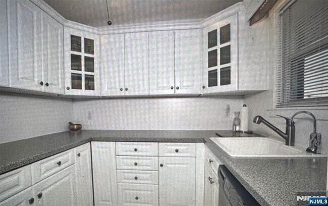 Foto del edificio - 15 Cottage St