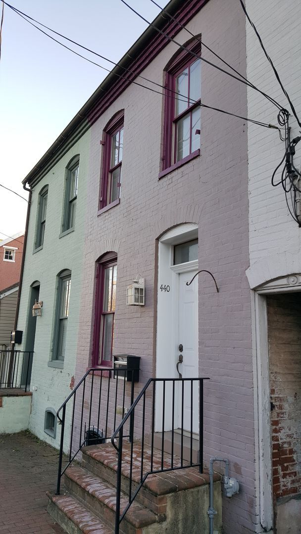 Foto del edificio - Charming townhouse in Downtown Frederick a...