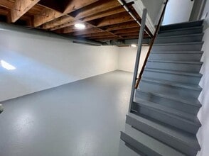 Building Photo - 836 Collins Ave