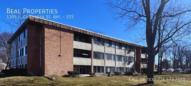 Foto del edificio - 1305 S Congress St