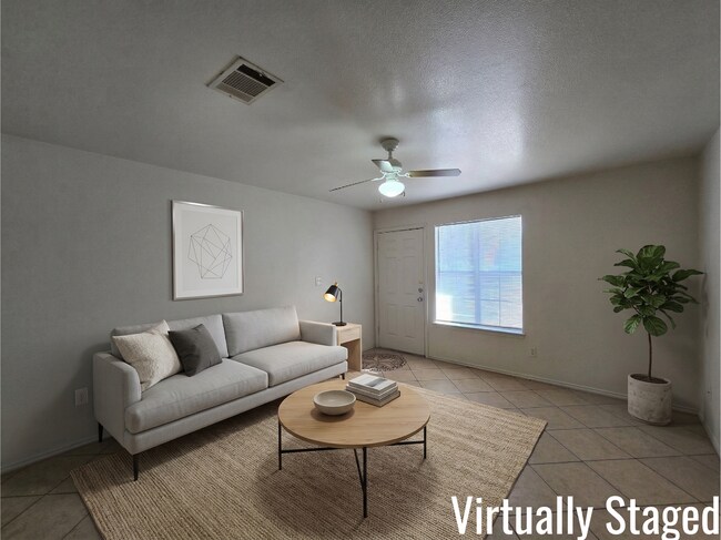 Foto del edificio - RENT REDUCTION - AVAILABLE NOW!