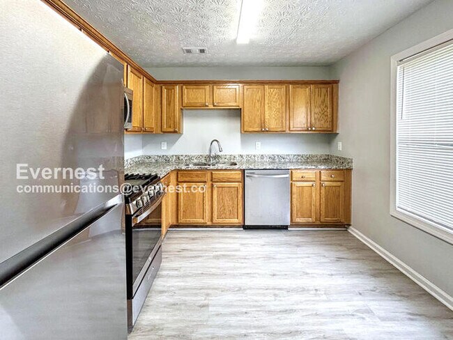 Foto del edificio - 1194 Stoneham Ct