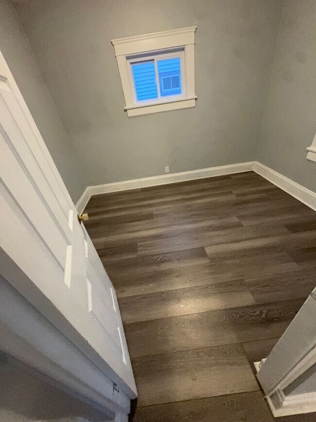 Foto del edificio - 11308 Linnet Ave